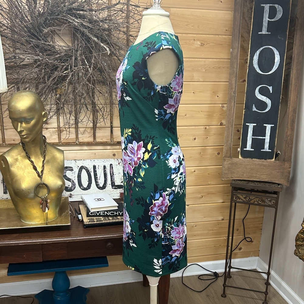 Floral print dress - Picture 4 of 12